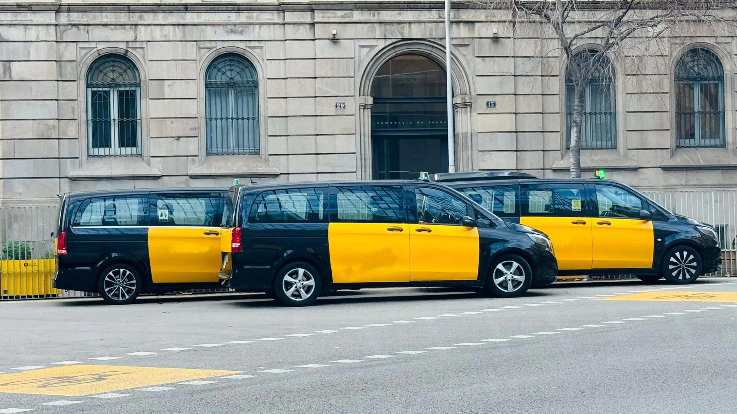 Taxi Van Barcelona: spacious vans in Barcelona